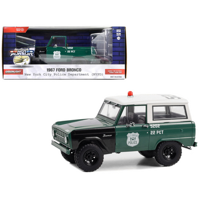 1967 Ford Bronco "NYPD (New York City Police Department)" "Hot Pursuit" Series 8 1/24 Diecast Model Car