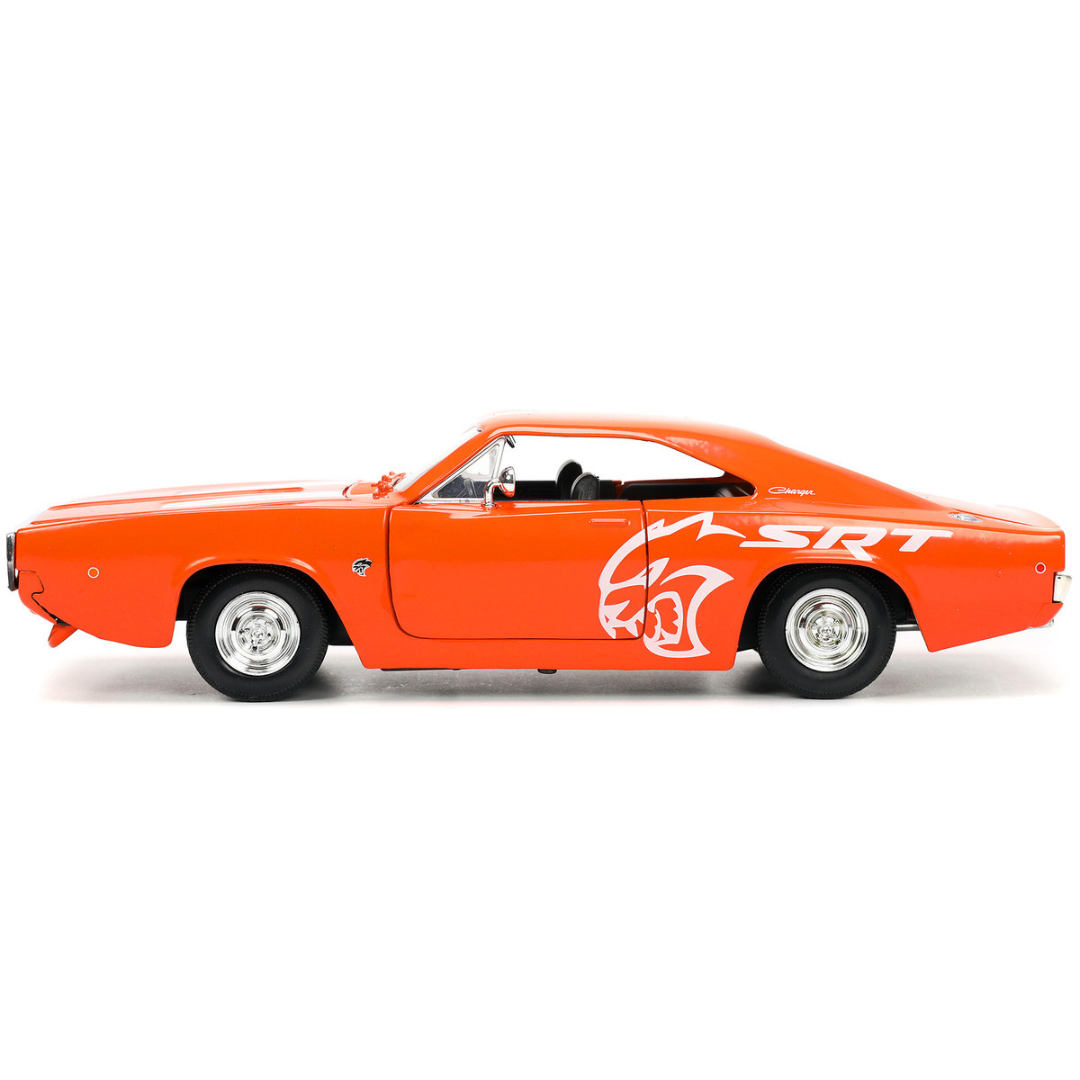 1968-dodge-charger-r-t-srt-orange-bigtime-muscle-1-24-diecast-model-car-by-jada