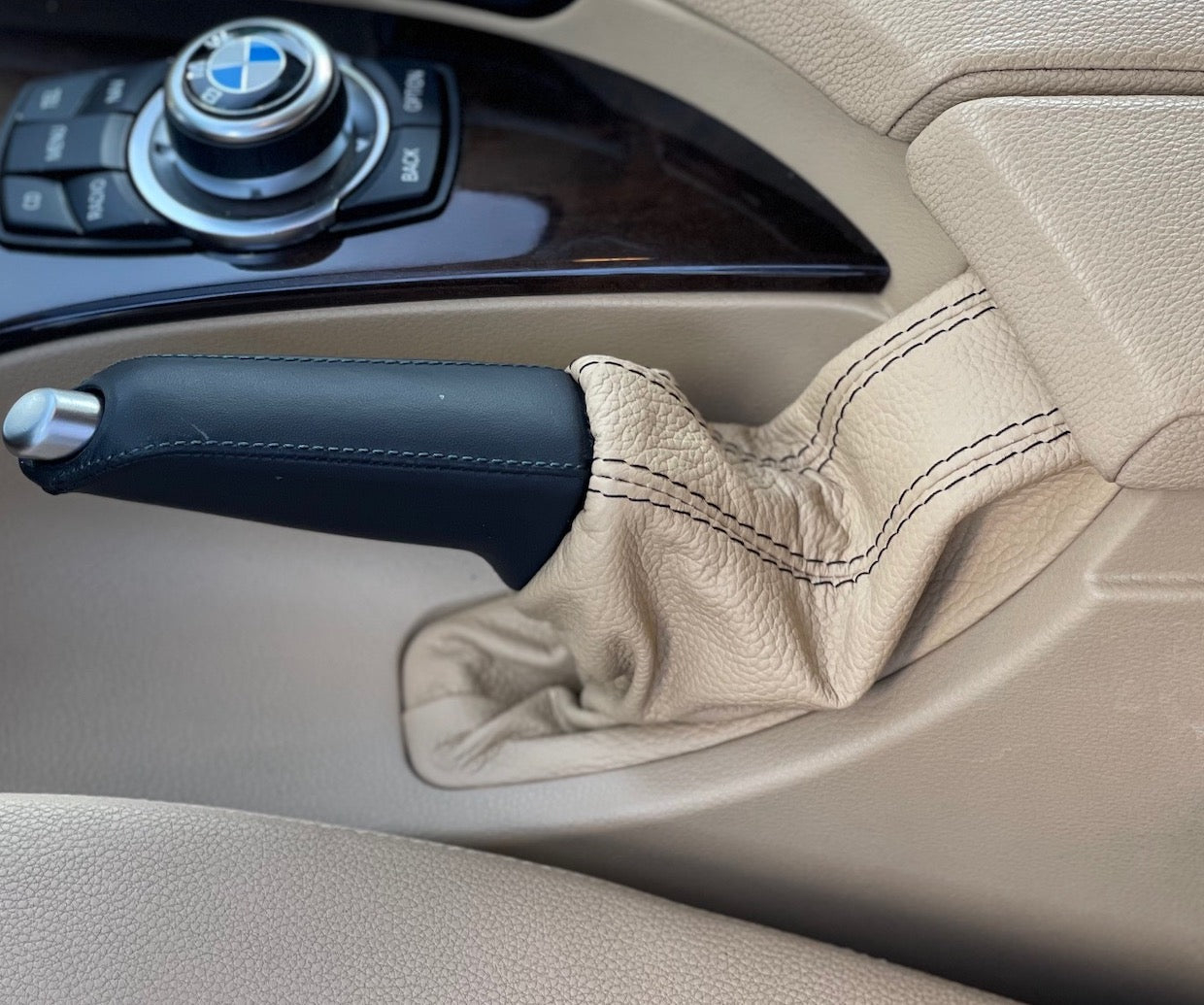 2003-10 BMW 5-series ebrake boot