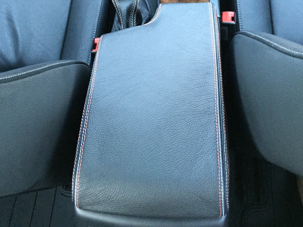2005-12 BMW 3-series armrest cover