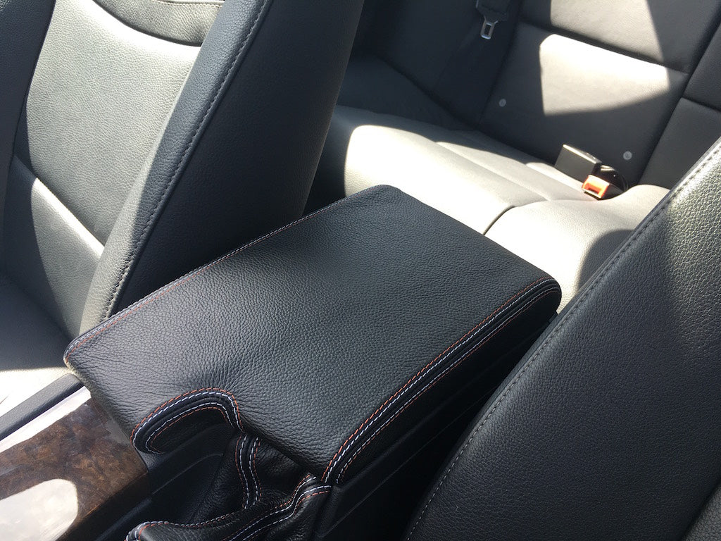 2005-12 BMW 3-series armrest cover