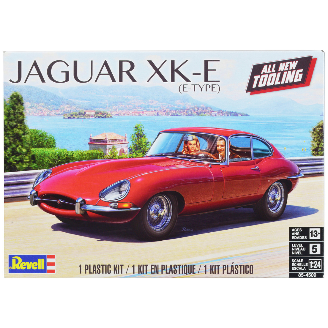 Level 5 Model Kit Jaguar XK-E (E-Type) 1/24 Scale Model
