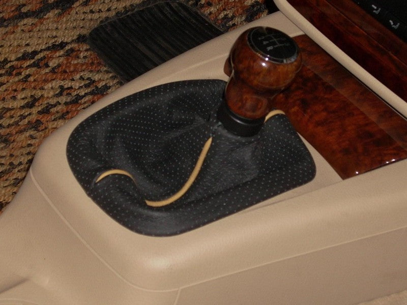 1997-04 Volkswagen Passat B5 shift boot
