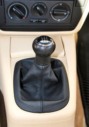 1997-04 Volkswagen Passat B5 shift boot
