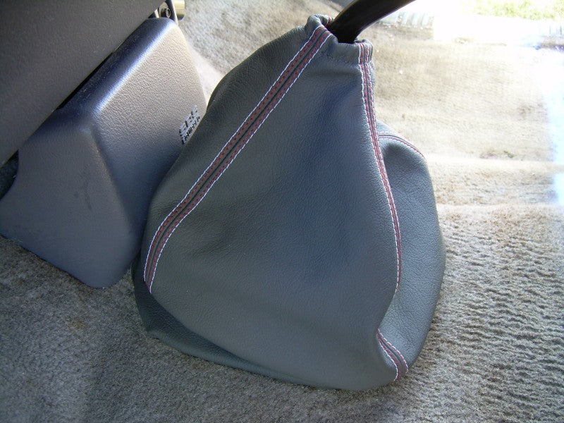 1994-02 Dodge Ram shift boot