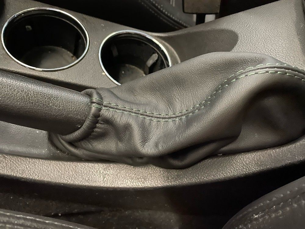 2001-09 Jaguar X-Type ebrake boot