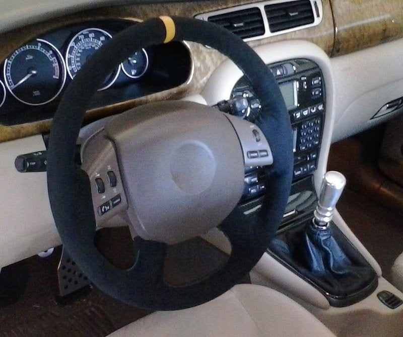 2001-09 Jaguar X-Type steering wheel cover