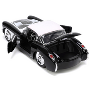 1957-c1-corvette-the-wolfman-1-24-diecast-model-car
