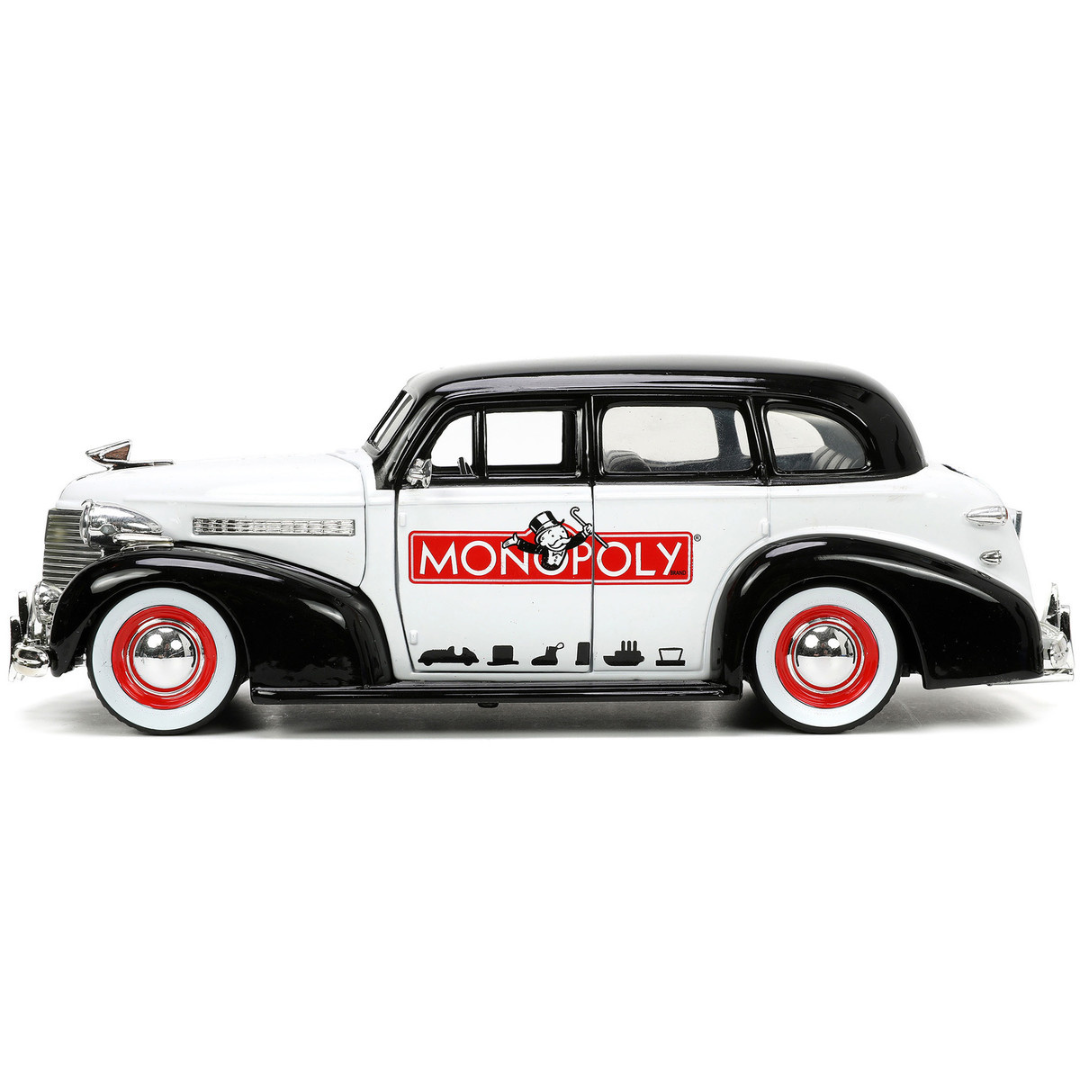 1939-chevrolet-master-deluxe-monopoly-and-mr-monopoly-figure-1-24-diecast