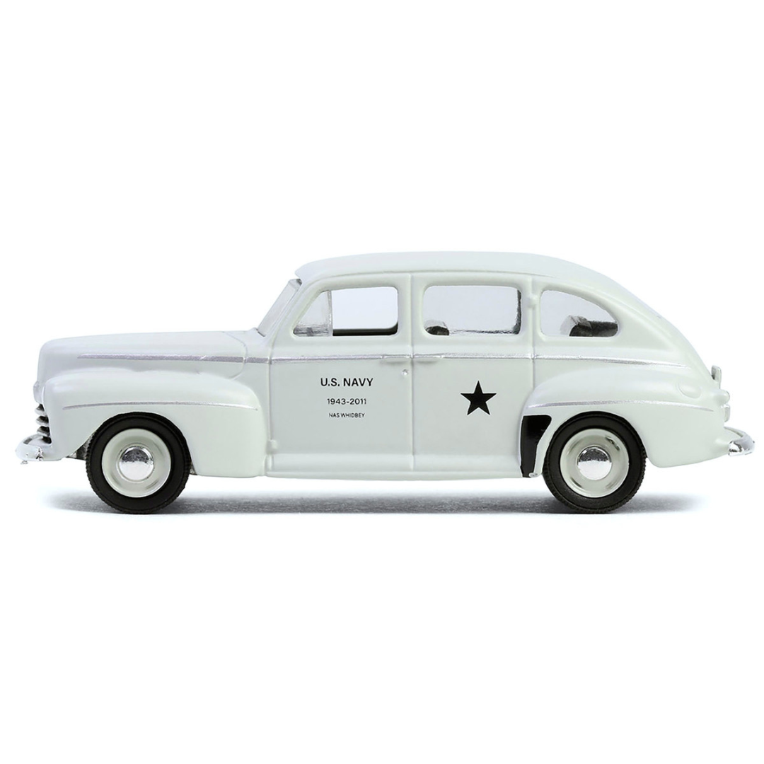 1946 Ford Fordor Super Deluxe "U.S. Navy Staff Car" Matt Light Gray "Battalion 64" Series 5 1/64 Diecast Model Car