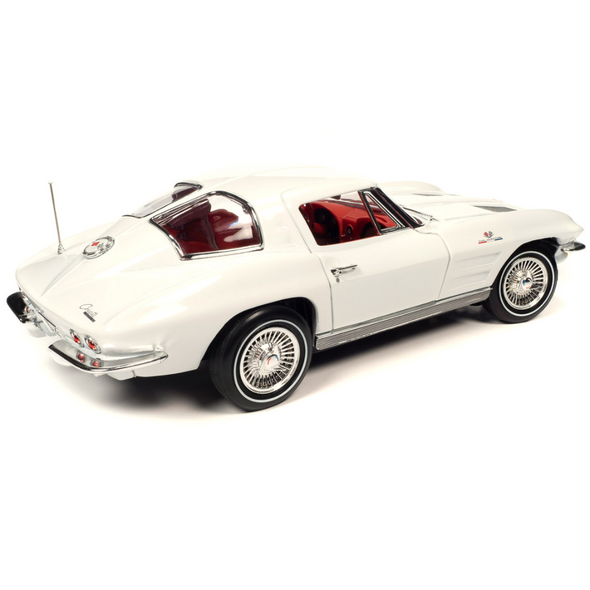 1963 Corvette Z06 Split-Window Coupe Ermine White 1/18 Diecast Model Car by Auto World