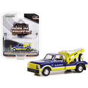 1967-chevrolet-c-30-dually-wrecker-tow-truck-michelin-service-center-1-64-diecast