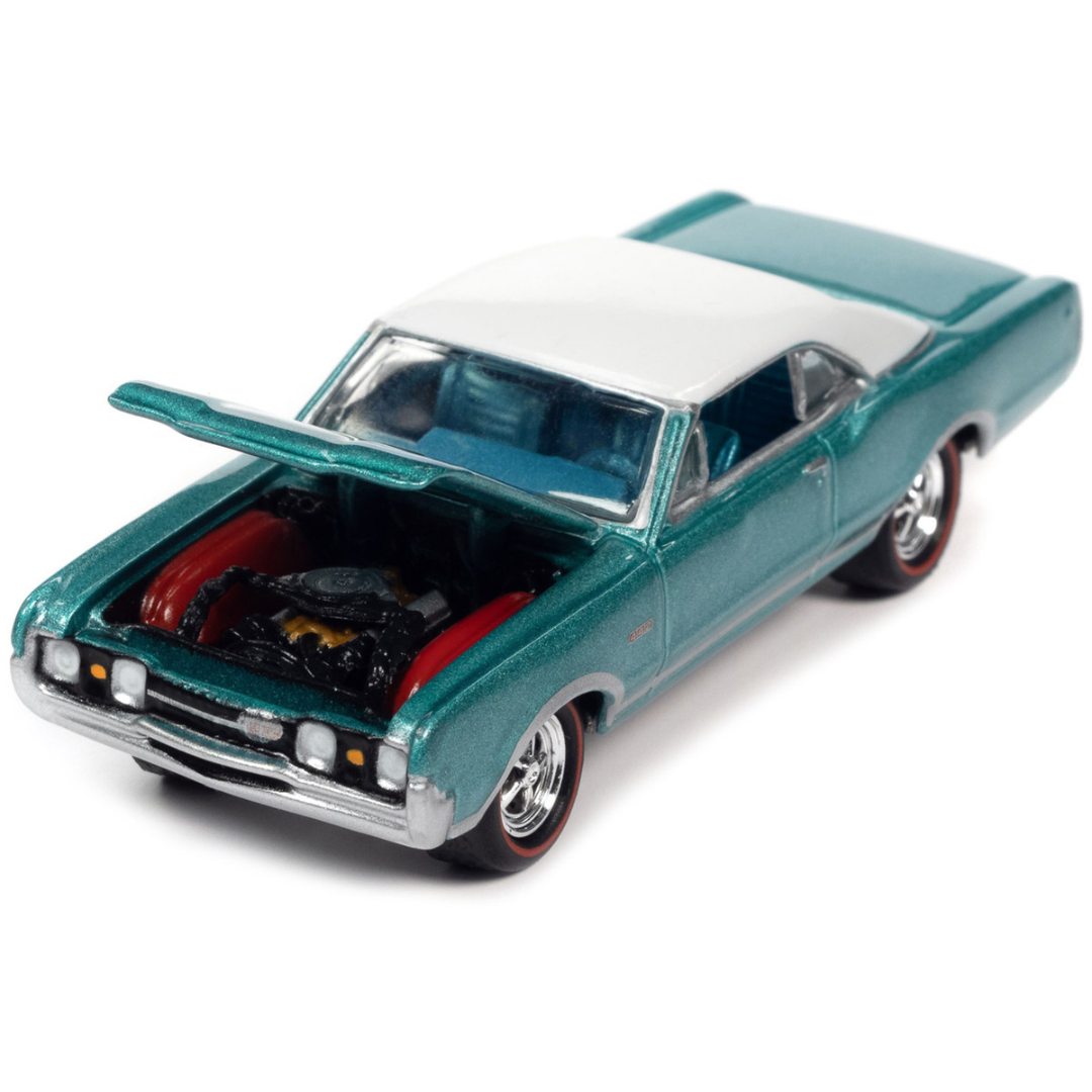 1967-oldsmobile-442-w-30-aquamarine-metallic-1-64-diecast-model-car-by-johnny-lightning