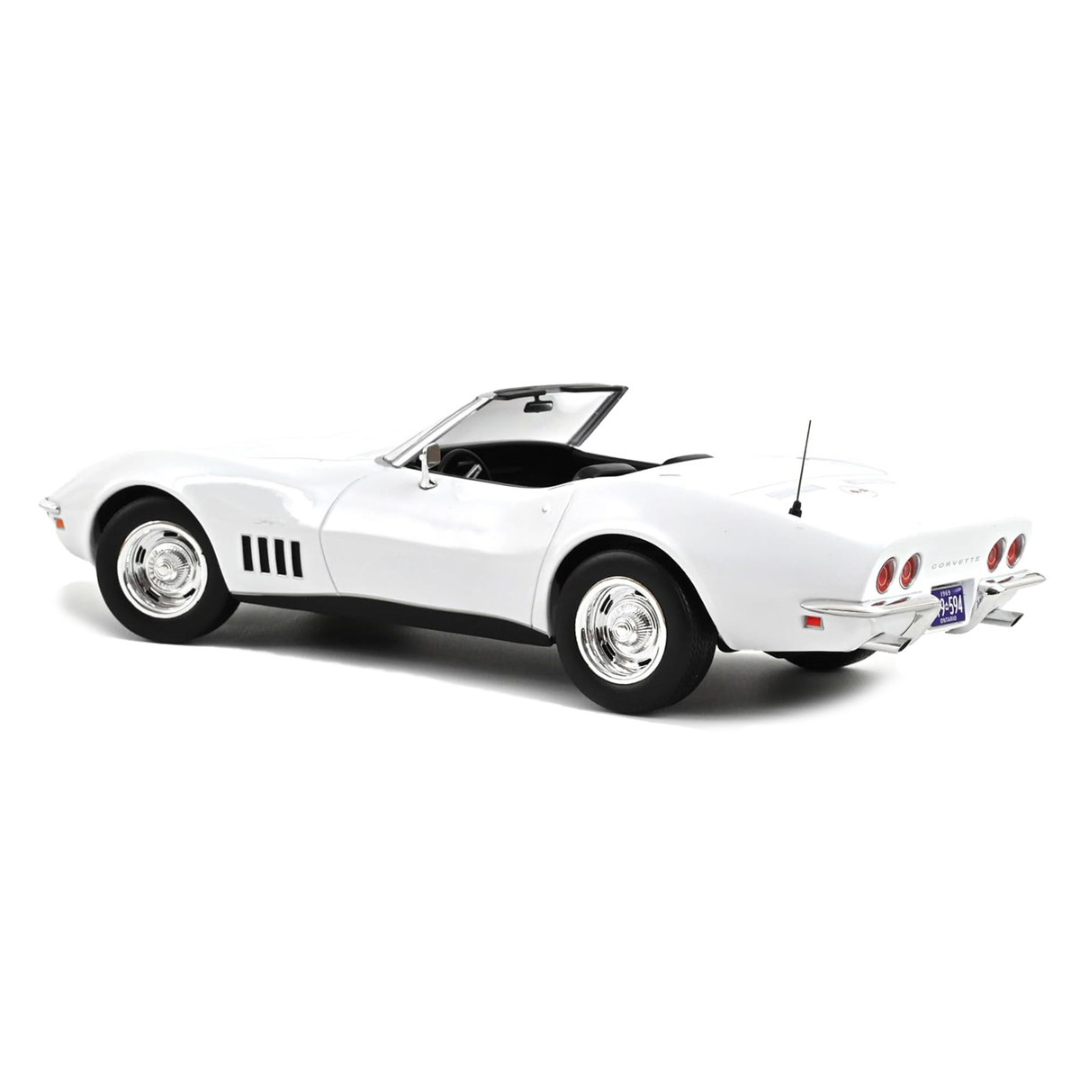 1969 Chevrolet Corvette Convertible Can Am White 1/18 Diecast Model Car