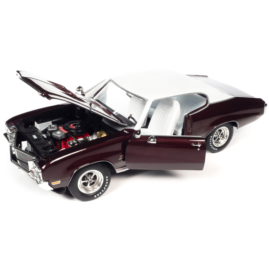 1970-buick-gs-stage-1-burgundy-mist-metallic-mcacn-1-18-diecast-model-car-by-auto-world