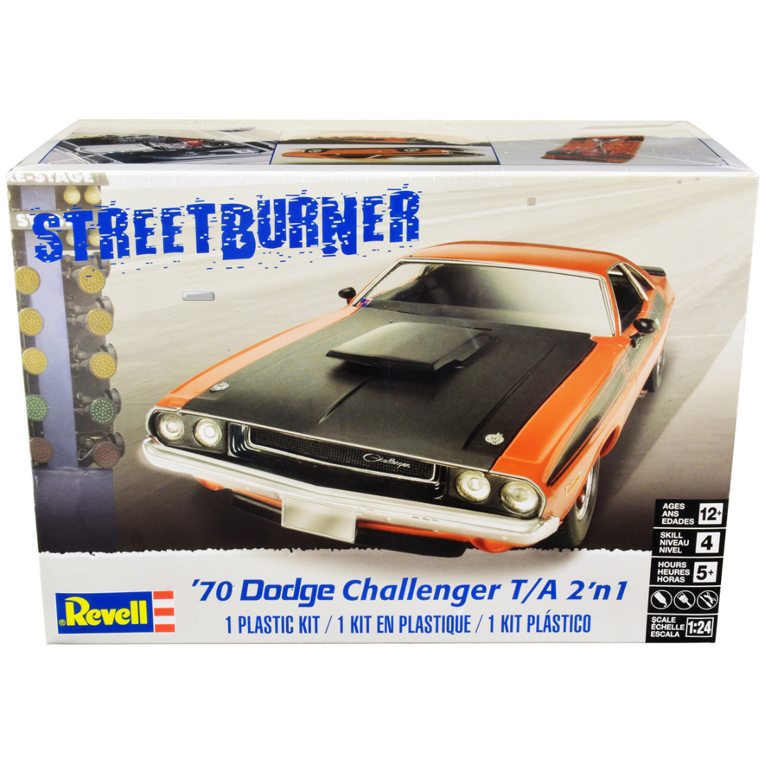 1970 Dodge Challenger T/A "Streetburner" 2-in-1 Level 4 1/24 Scale Model Kit by Revell