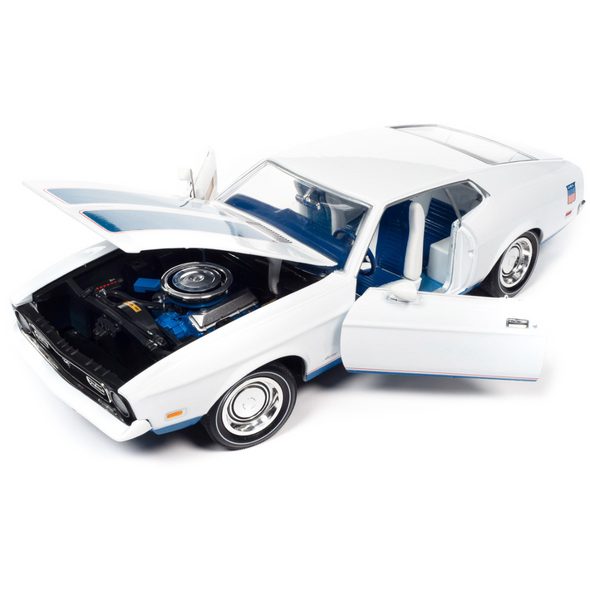 1972 Ford Mustang Sprint White 1/18 Diecast Model Car by Auto World