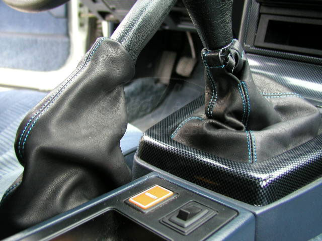 1986-92 Mazda RX7 shift boot