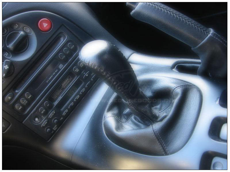 1993-02 Mazda RX7 shift boot
