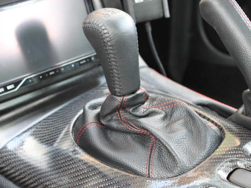 1993-02 Mazda RX7 shift boot