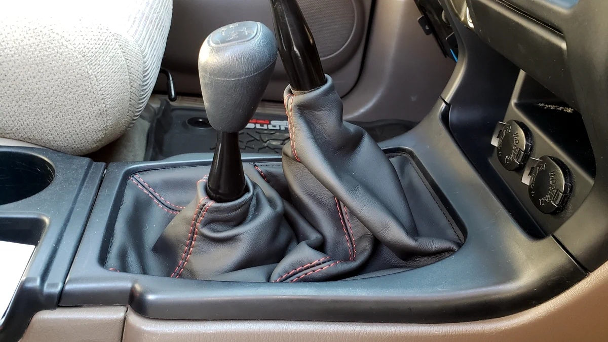 1995-02 Toyota 4runner shift boot - 4WD