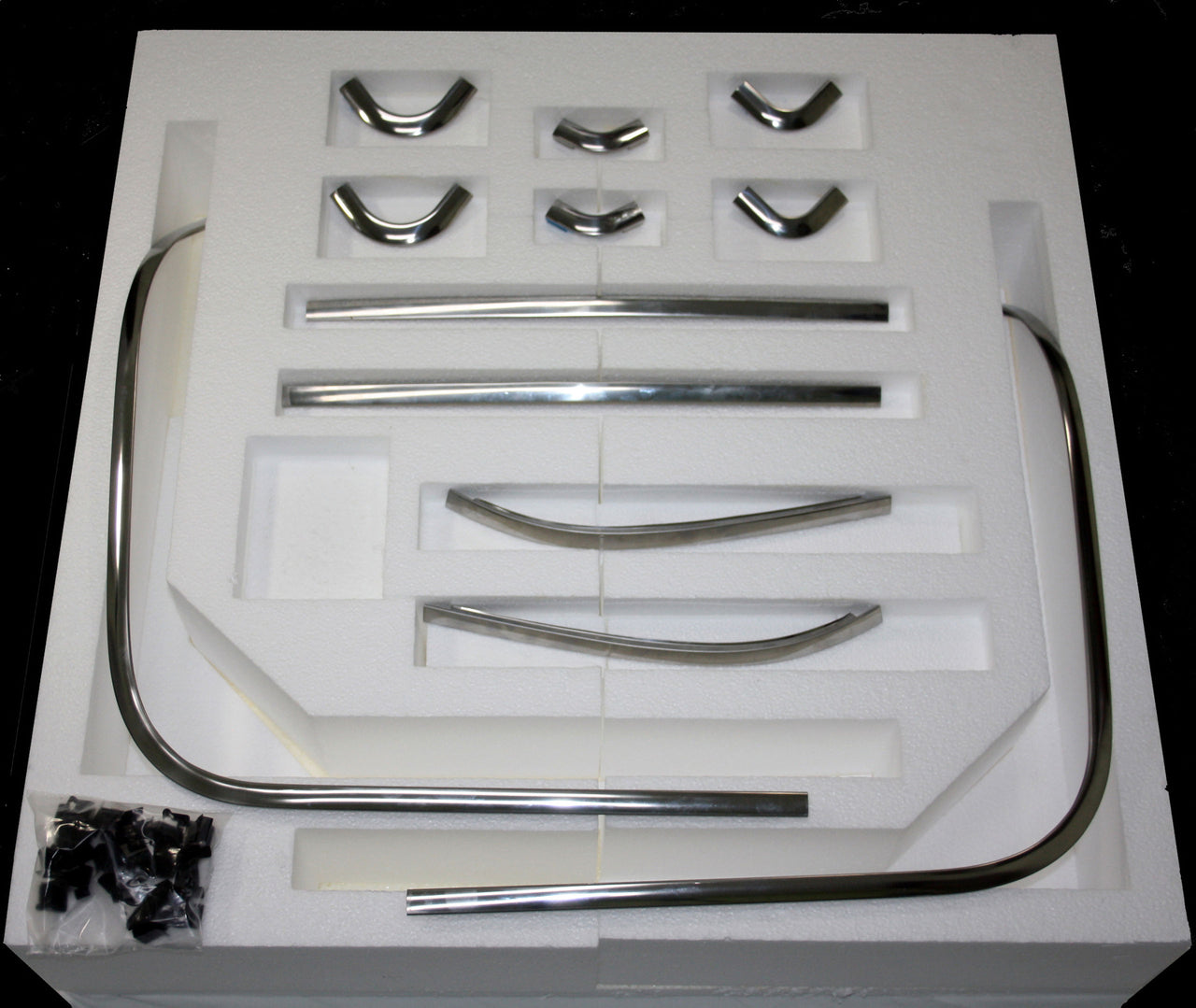 1963-1963 Corvette Rear Window Exterior Molding Trim Set With Clips - CA-58446-Corvette-Store-Online