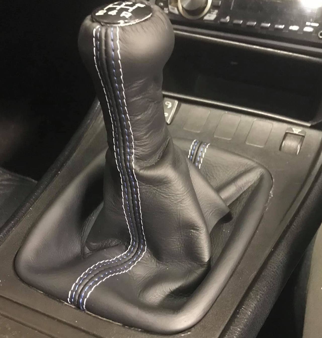 1976-88 Porsche 924 shift boot - integral shift knob cover