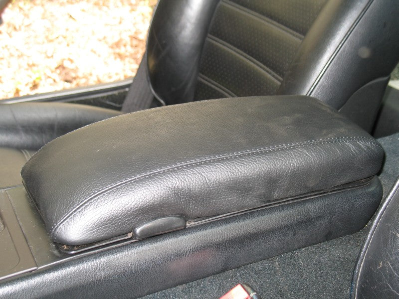 1982-91 Porsche 944 armrest cover