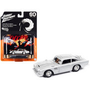 aston-martin-db5-james-bond-goldeneye-1995-1-64-diecast-model-car-by-johnny-lightning