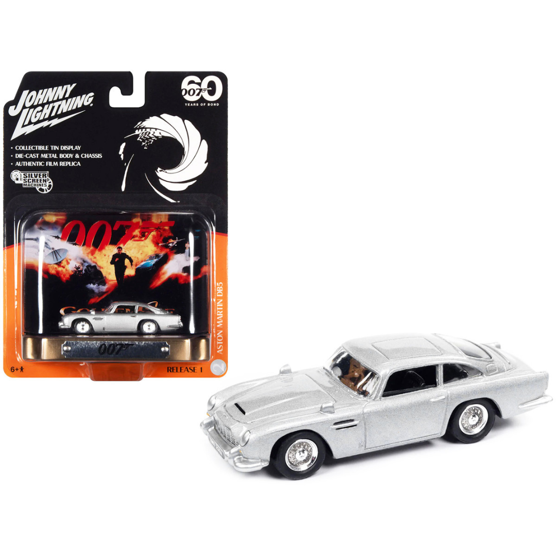 aston-martin-db5-james-bond-goldeneye-1995-1-64-diecast-model-car-by-johnny-lightning