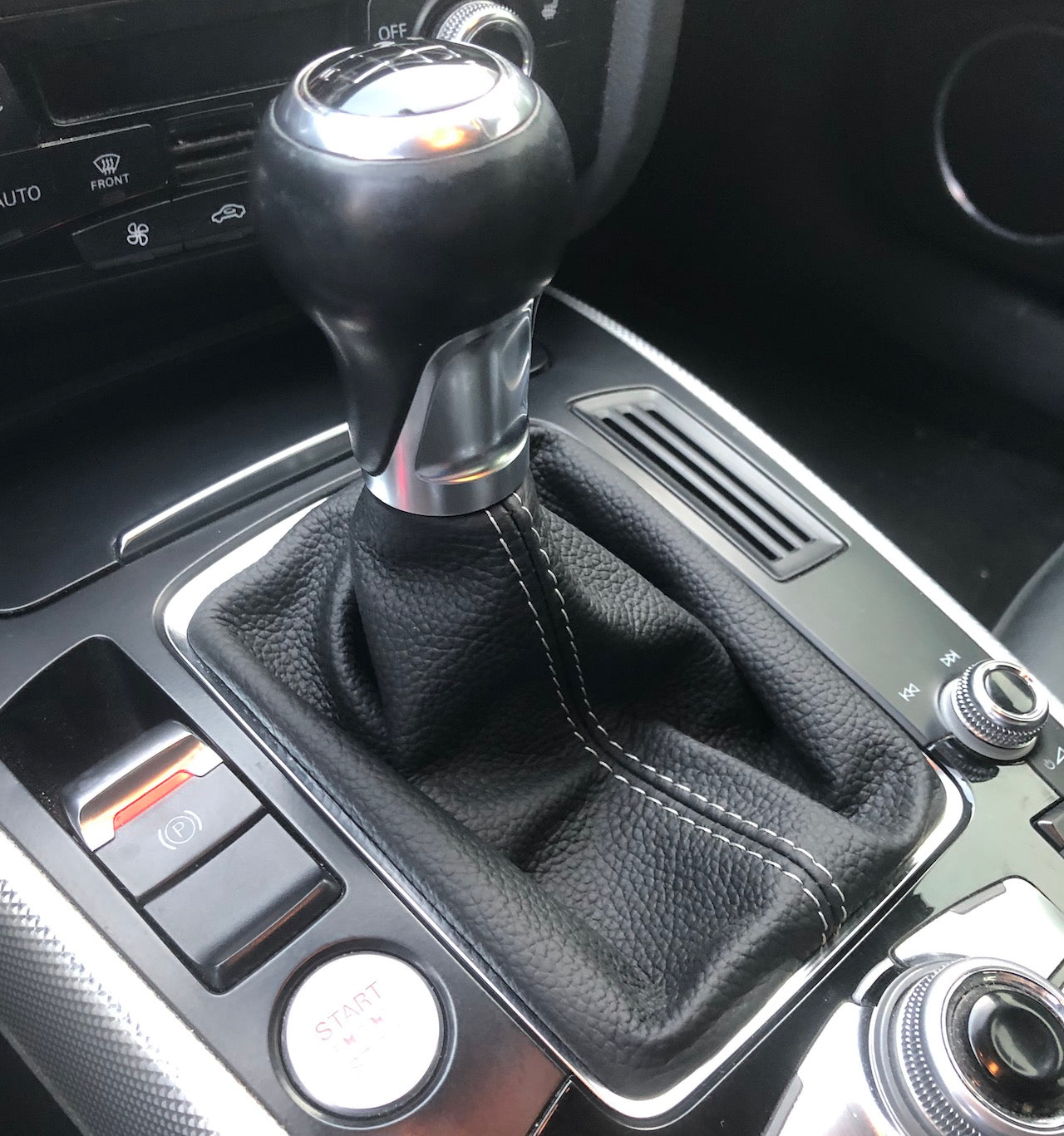 2005-11 Audi A6 shift boot