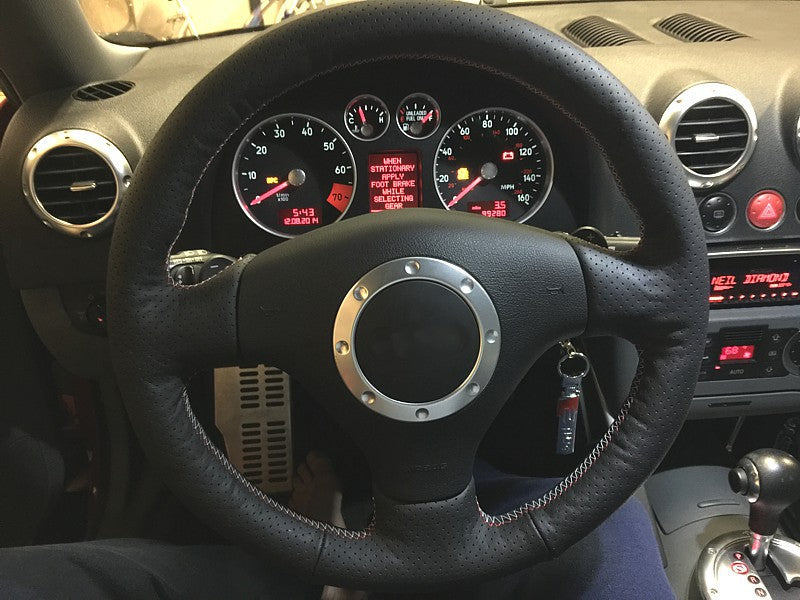 1996-03 Audi A3 steering wheel cover