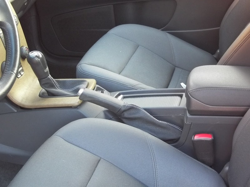 2004-12 Volvo S40 armrest cover