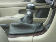 1997-00 Volvo V70 shift boot