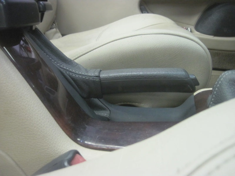 1997-00 Volvo V70 ebrake boot