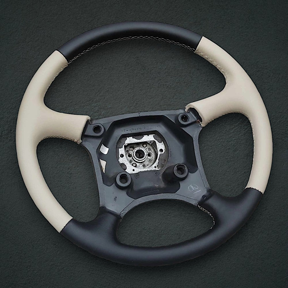 1995-05 Chevrolet Blazer steering wheel cover