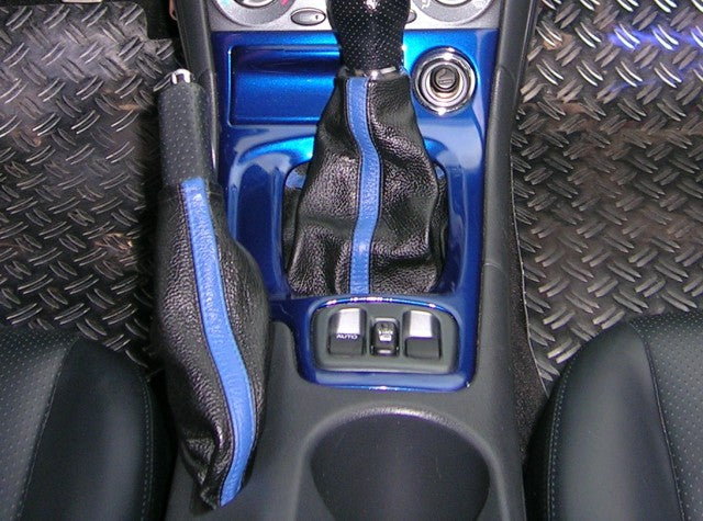 2000-06 Toyota Celica shift boot
