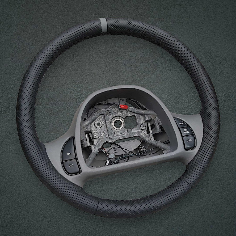 1998-04 Ford Crown Victoria steering wheel cover