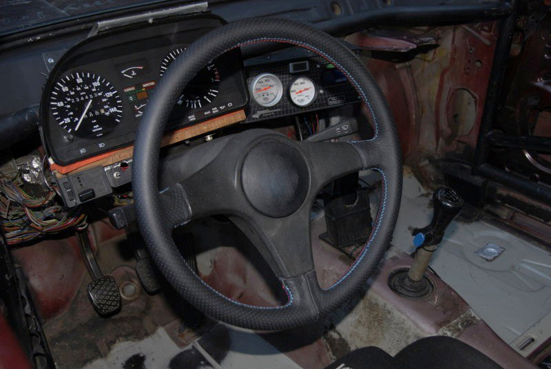 1982-88 BMW 5-series steering wheel cover - v.1