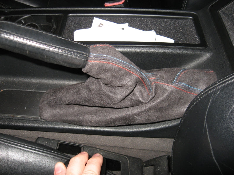 1989-99 BMW 8-series ebrake boot