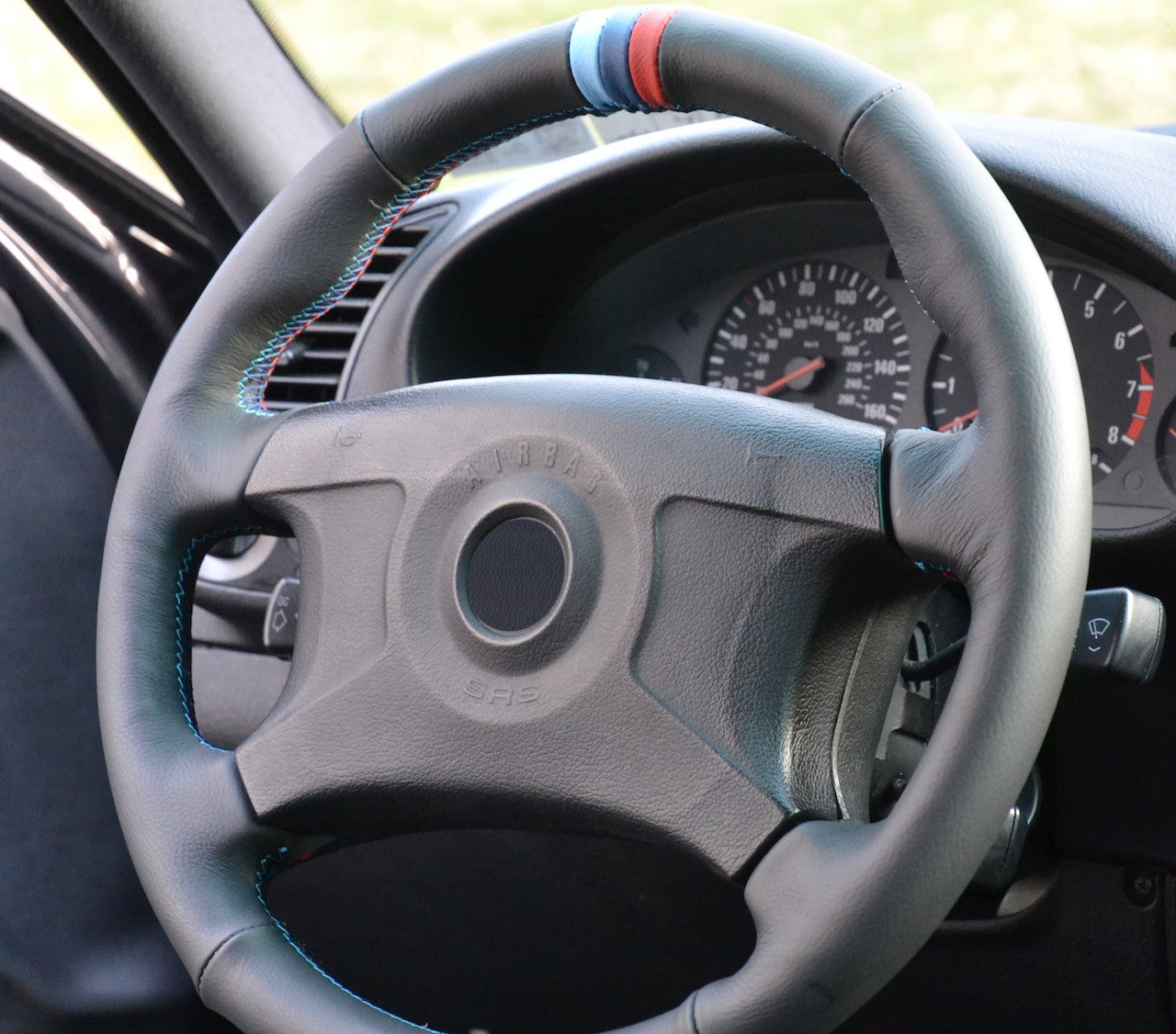 1990-98 BMW 3-series steering wheel cover - 4-spoke v.1