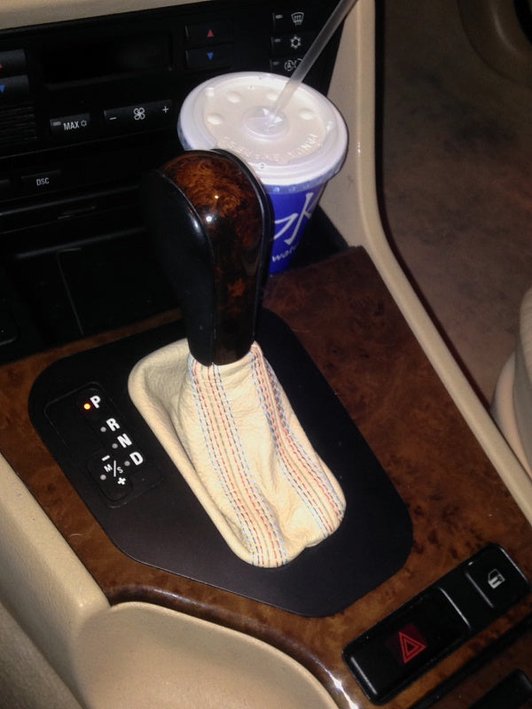 1996-03 BMW 5-series shift boot - automatic