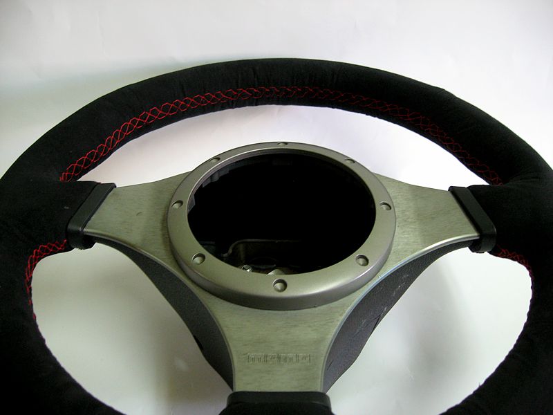 2001-07 Mitsubishi Lancer Evo 7/8/9 steering wheel cover