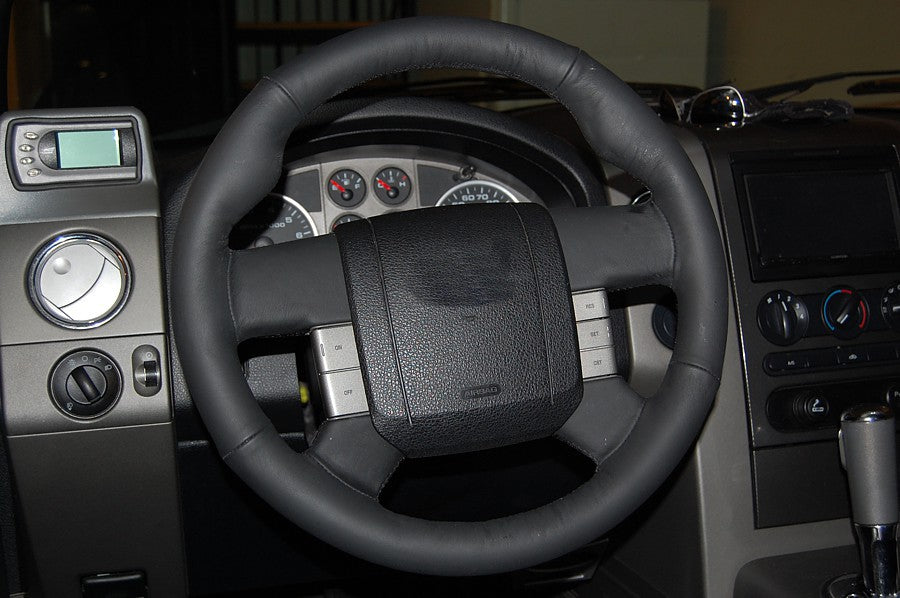2004-08 Ford F-150 steering wheel cover