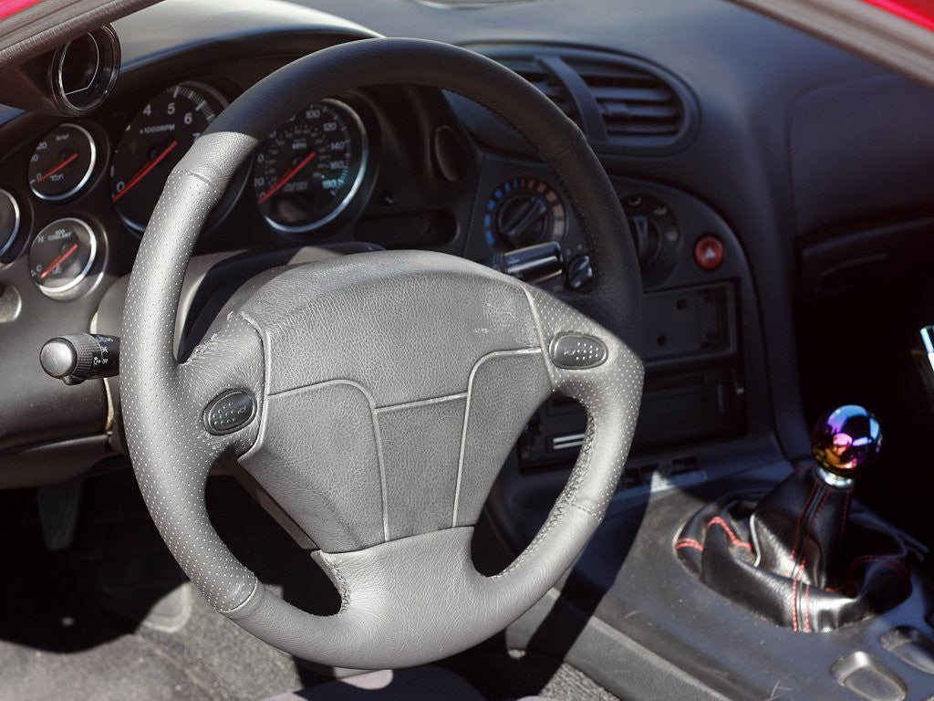1993-02 Mazda RX7 steering wheel cover - version 1