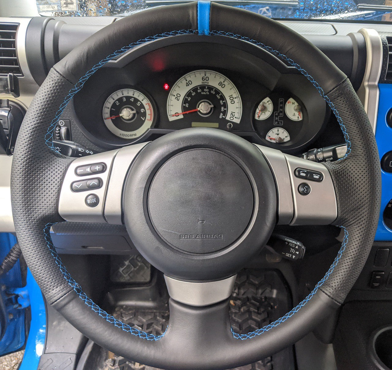 2007-15 Toyota FJCruiser steering wheel cover