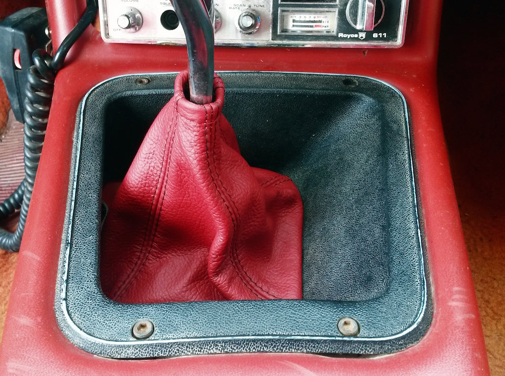 1970-81 Pontiac Firebird shift boot