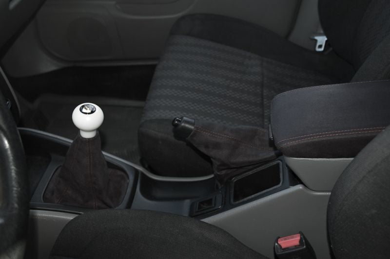1998-02 Subaru Forester armrest cover