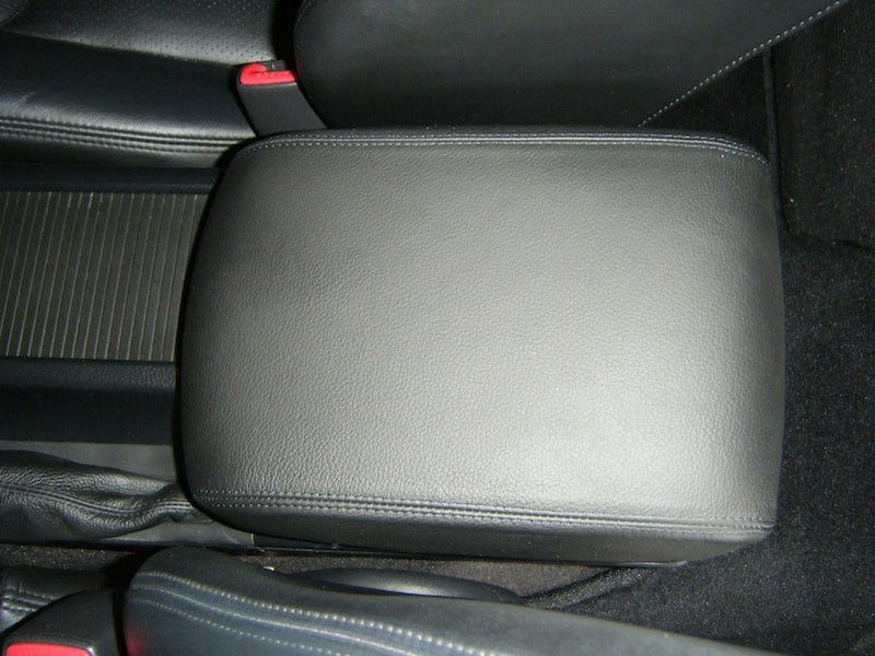 2003-07 Infiniti G35 (V35) armrest cover - manual transmission