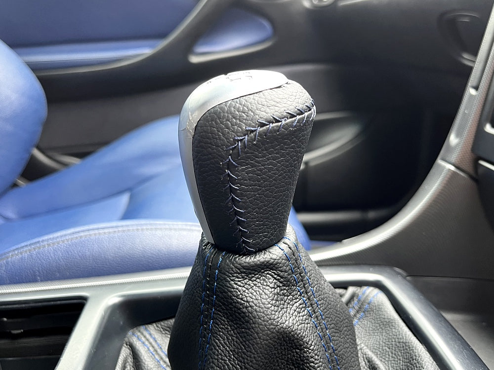 2004-06 Pontiac GTO shift knob cover - manual